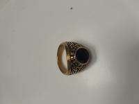 CS1516/2025  GOLDEN RING WITH BLACK STONE